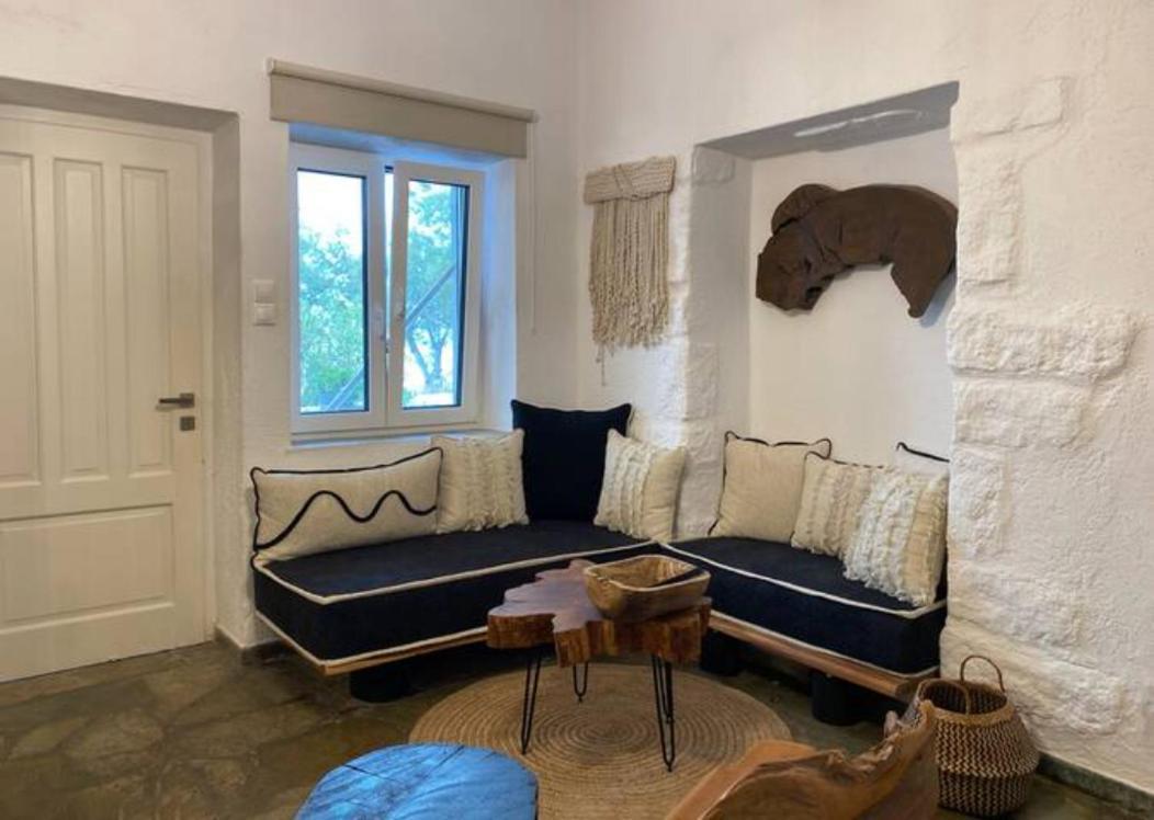 Papikinou Bay Suites Adamantas Eksteriør billede