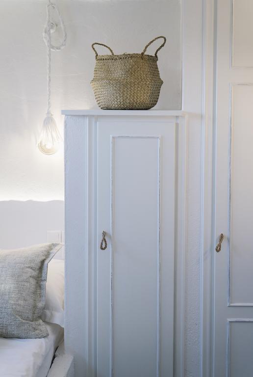 Papikinou Bay Suites Adamantas Værelse billede