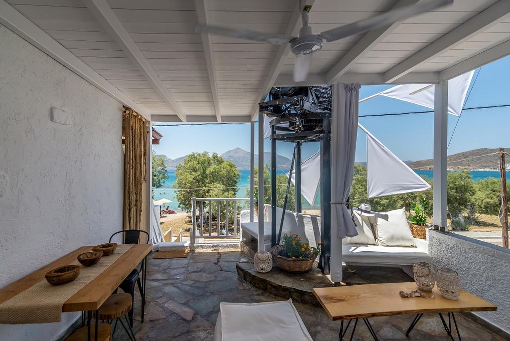 Papikinou Bay Suites Adamantas Eksteriør billede